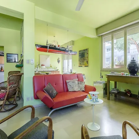 Apartment In Near The Viareggio